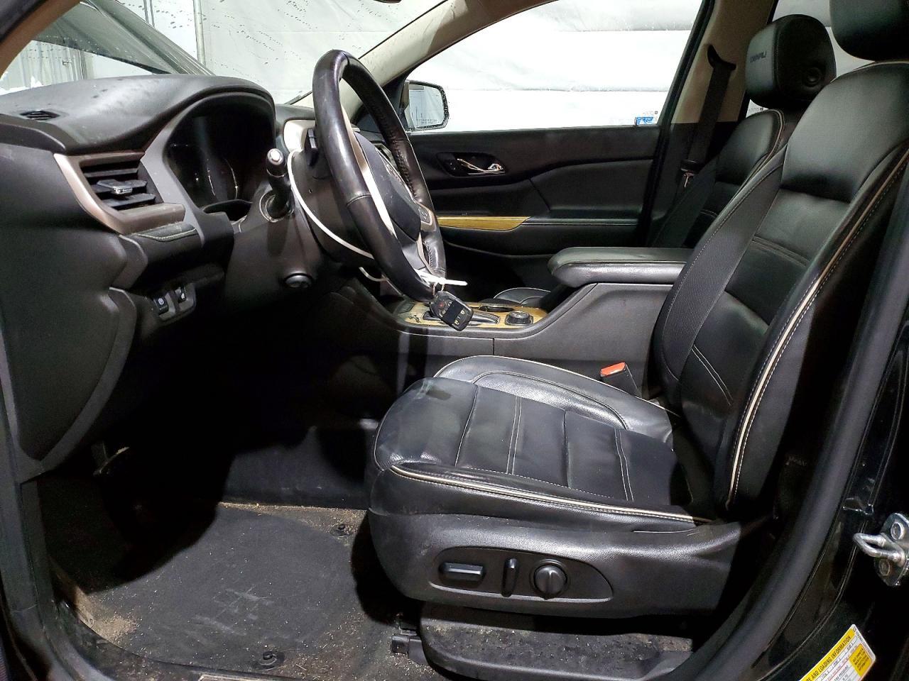 2017 GMC Acadia Denali - Фото 7