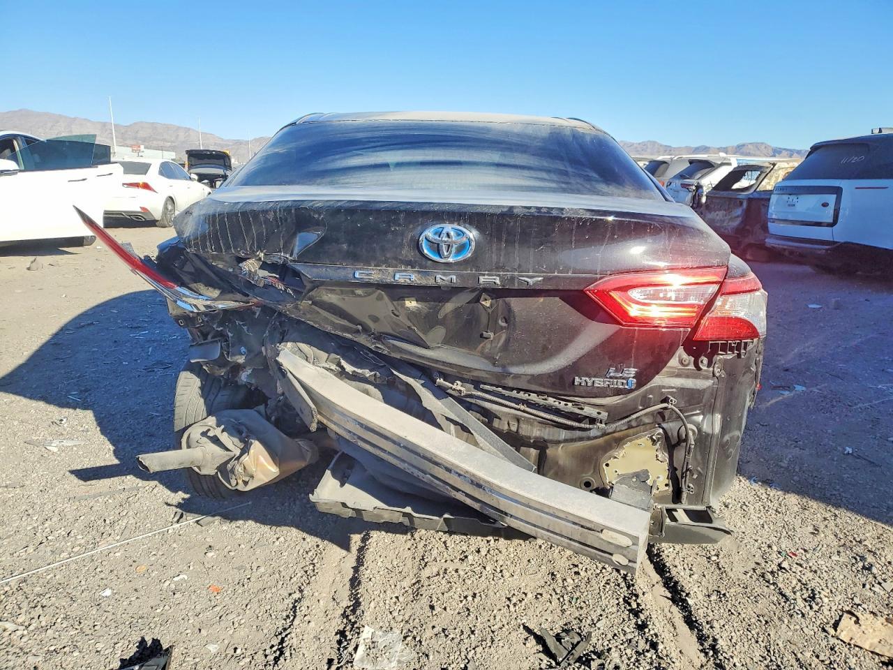 2018 Toyota Camry Le - Фото 6