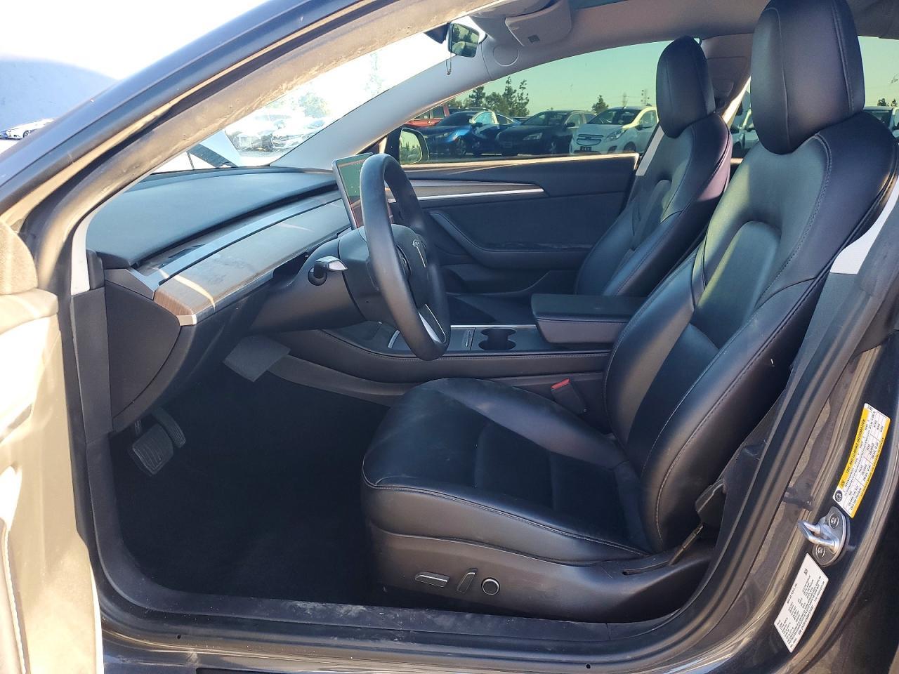2022 Tesla Model 3 - Фото 7