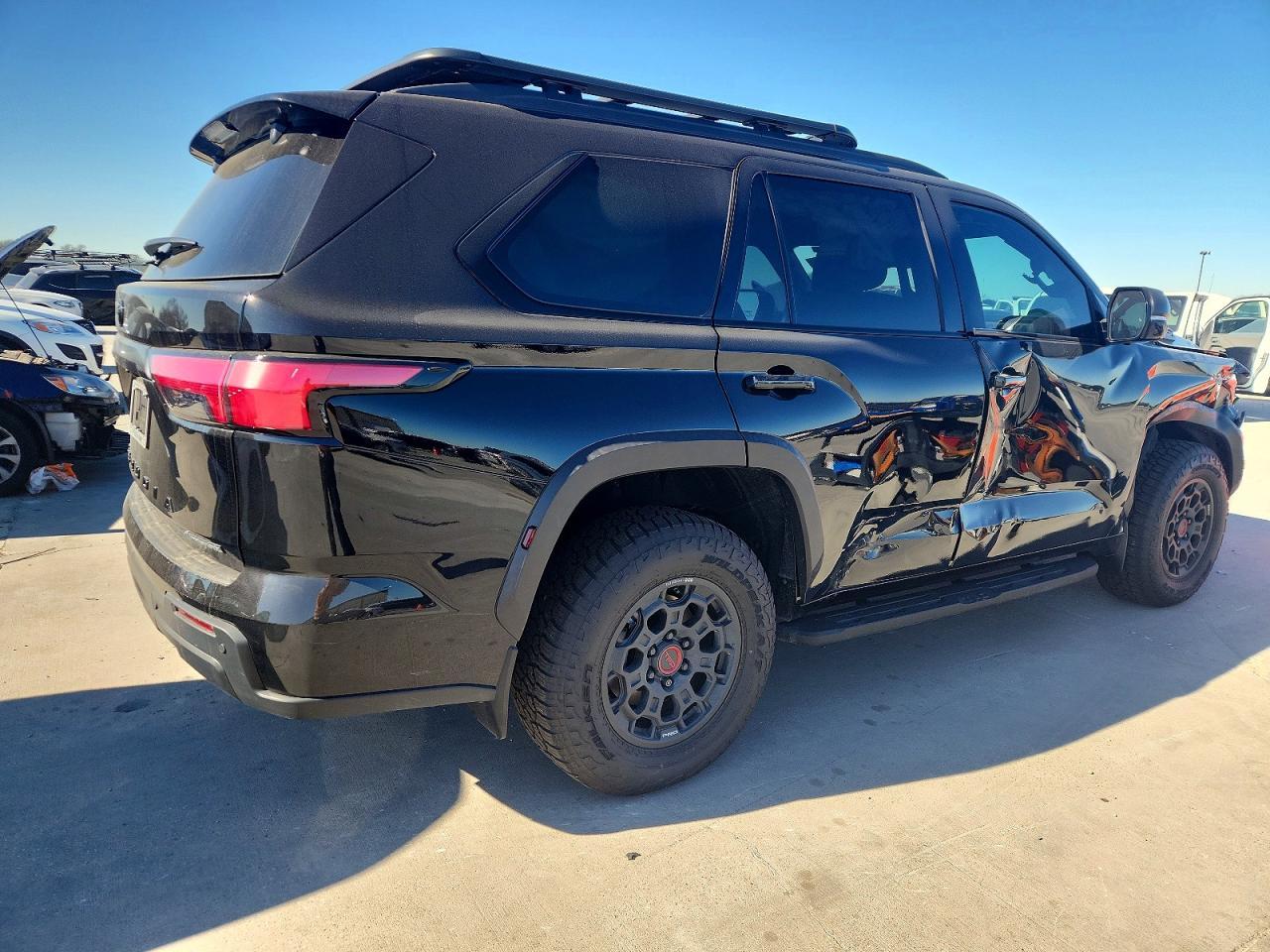 2026 Toyota Sequoia Sr5 - Фото 3