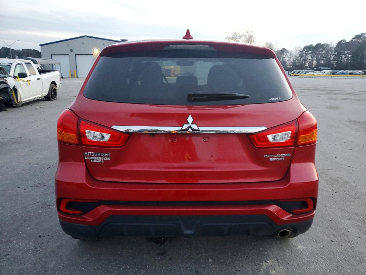 2019 Mitsubishi Outlander Sport Es - Image 6