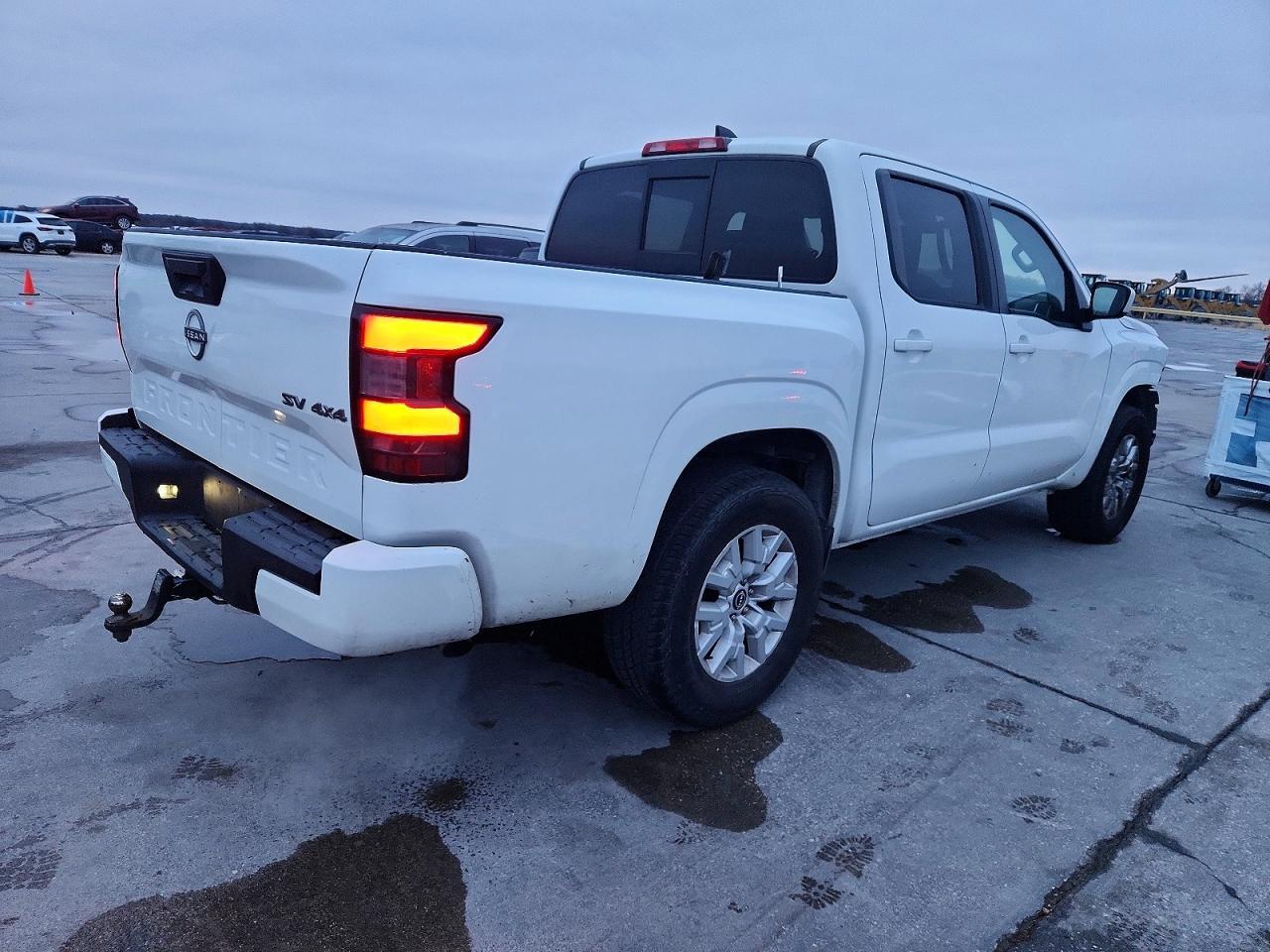 2022 Nissan Frontier S - Фото 3