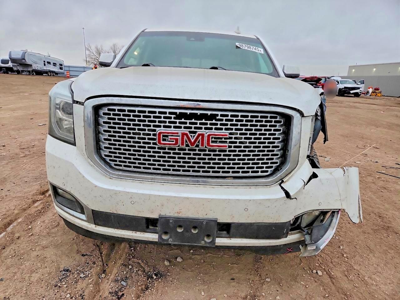 2016 GMC Yukon Denali - Фото 5