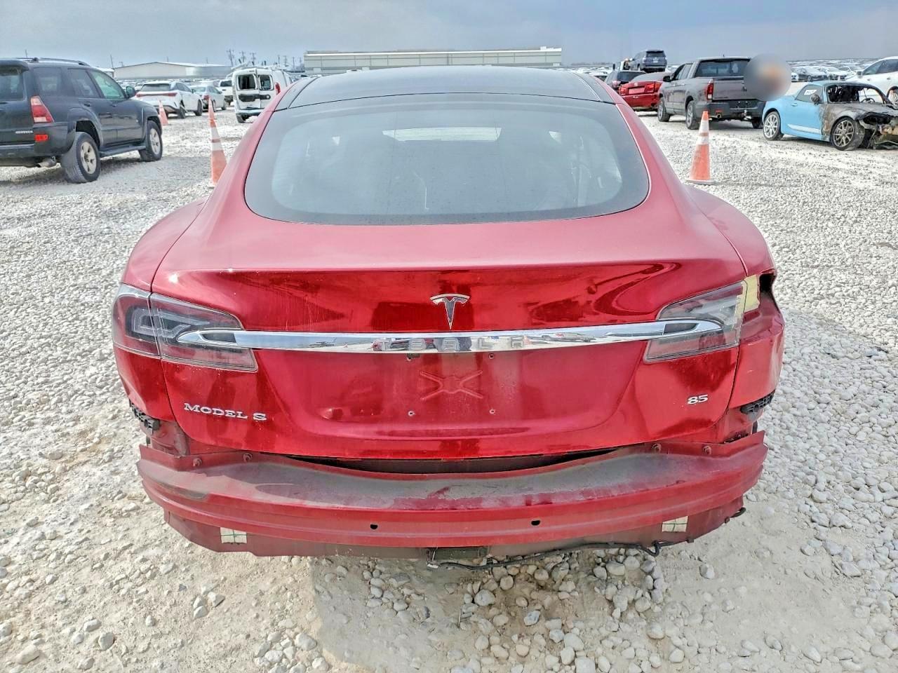 2014 Tesla Model S - Фото 6