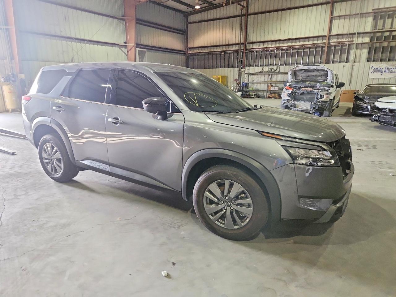2025 Nissan Pathfinder S - Фото 4
