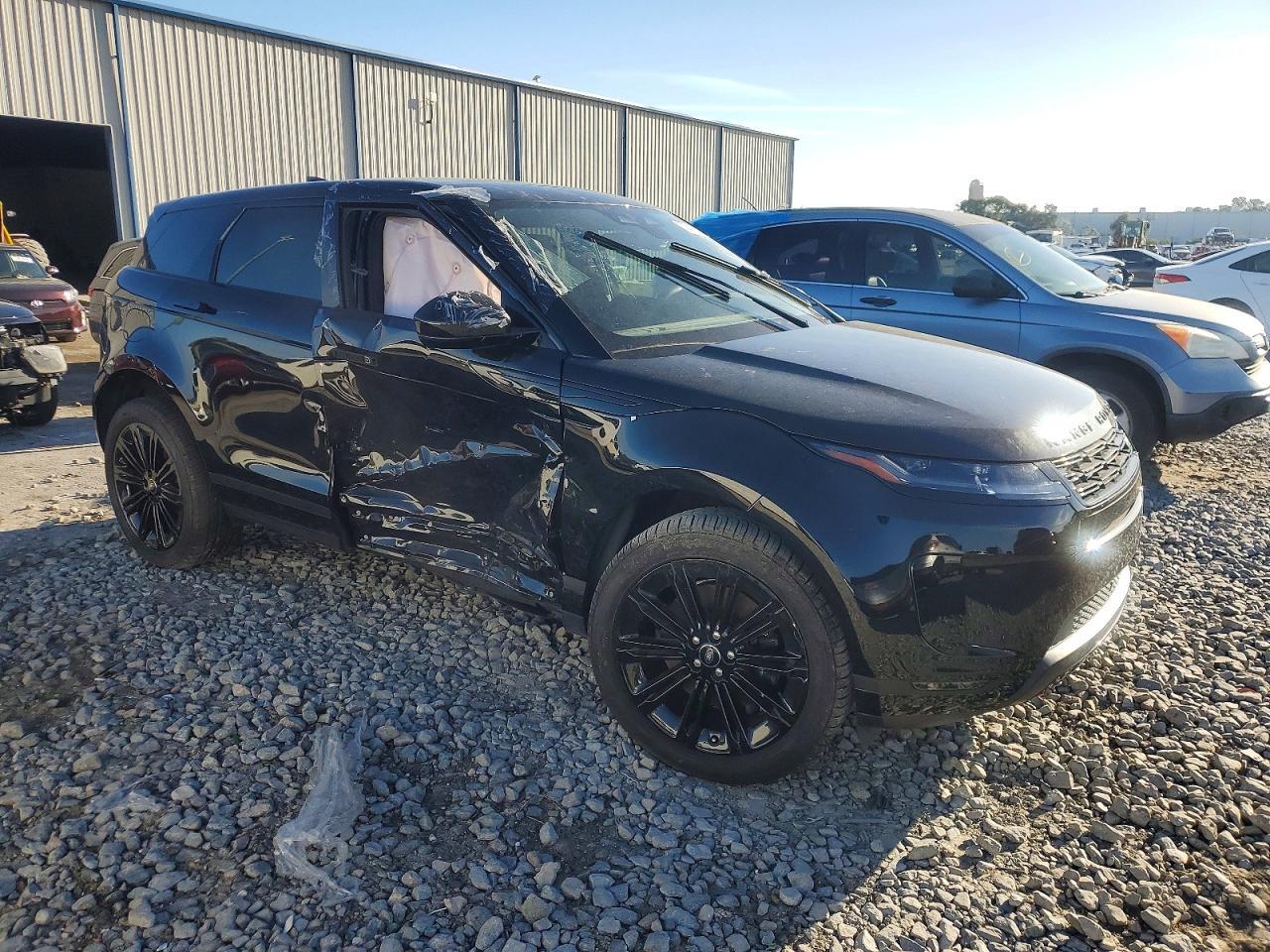 2026 Land Rover Range Rover Evoque S - Фото 4