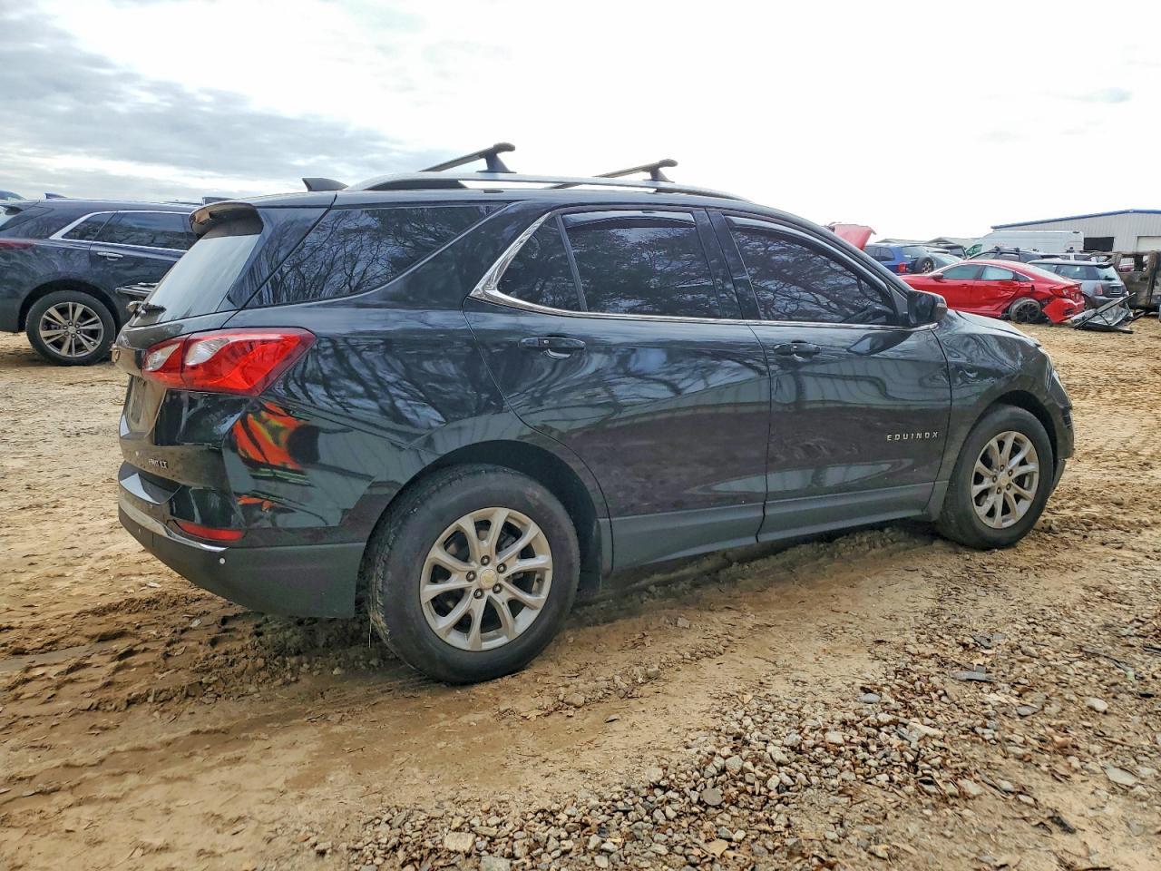 2019 Chevrolet Equinox Lt - Image 3