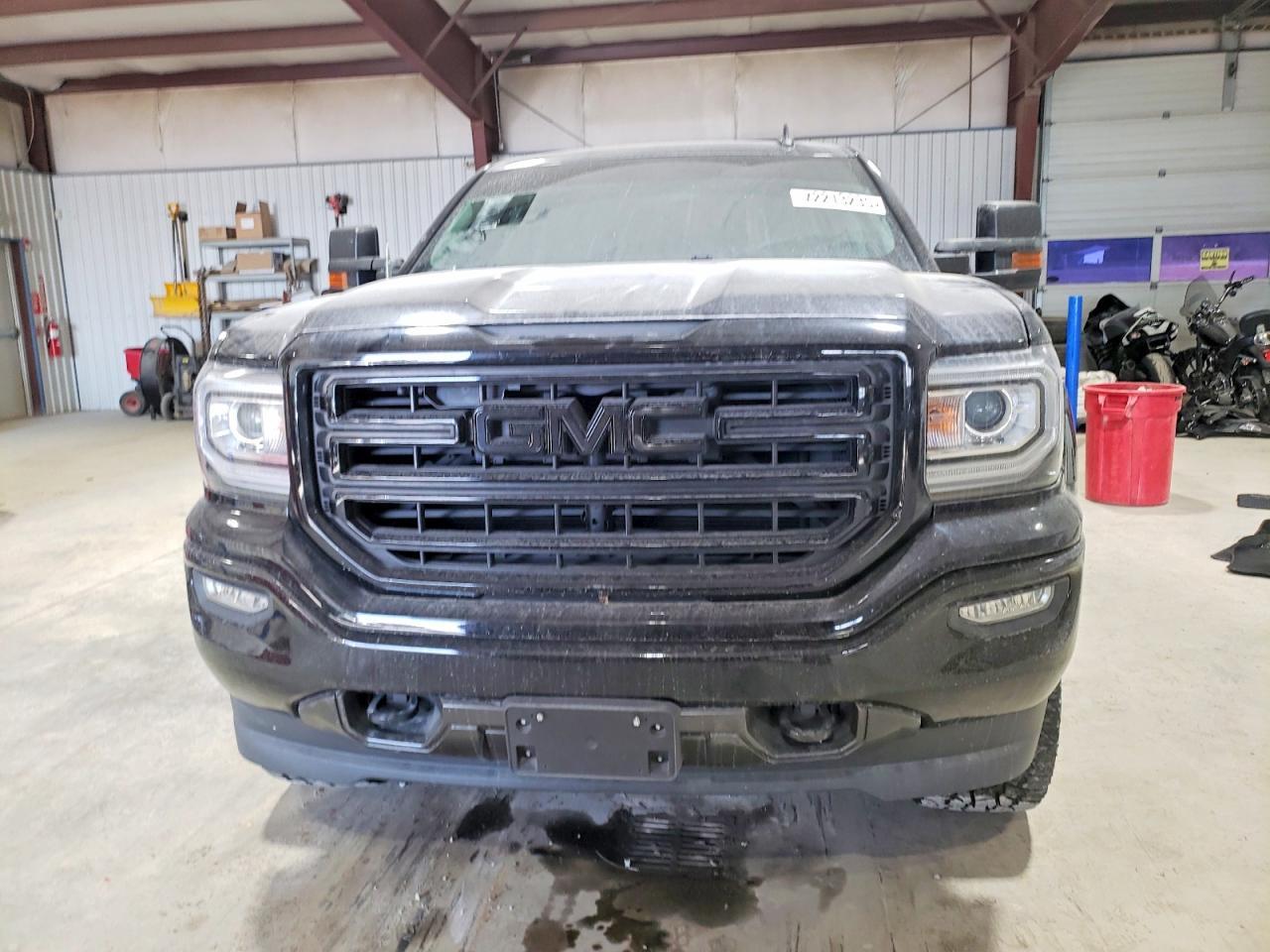 2018 GMC Sierra C1500 - Image 5