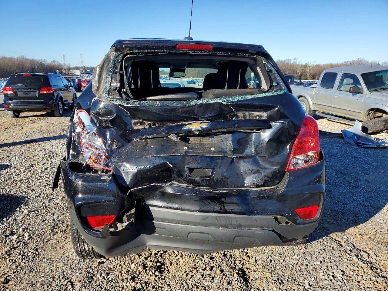 2018 Chevrolet Trax Ls - Image 6