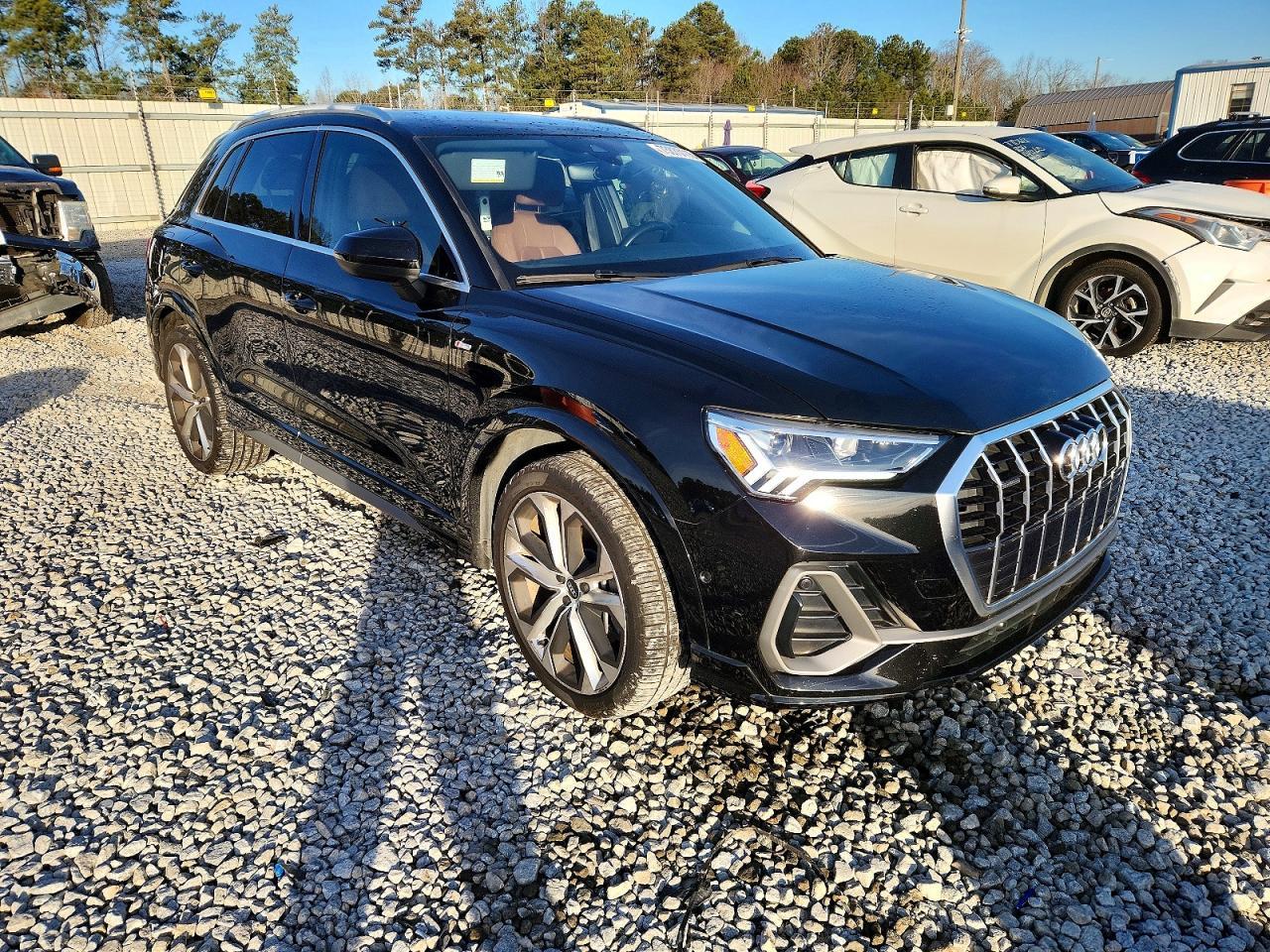 2021 Audi Q3 Premium Plus S Line 45 - Фото 4