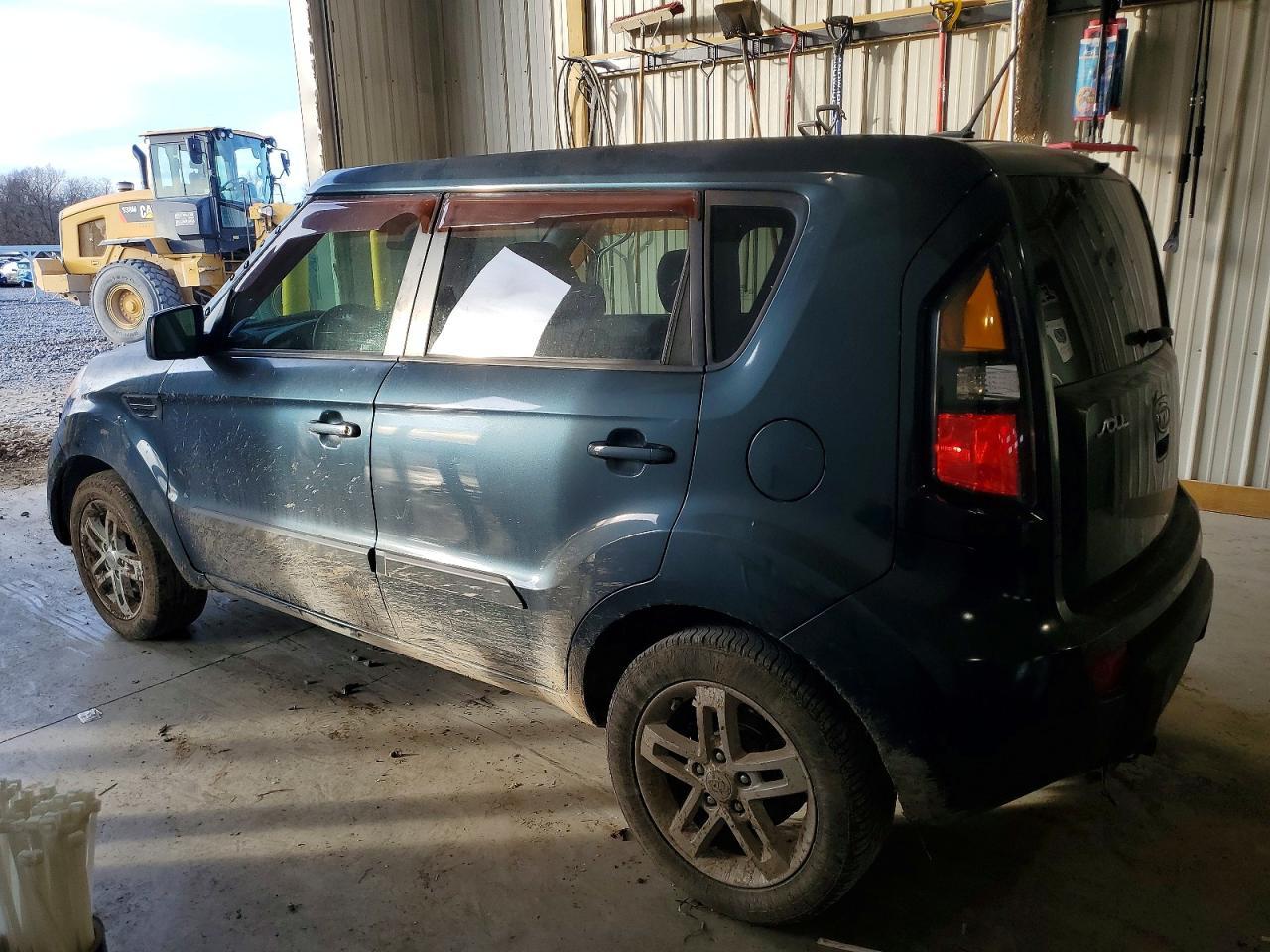 2011 Kia Soul + - Image 2