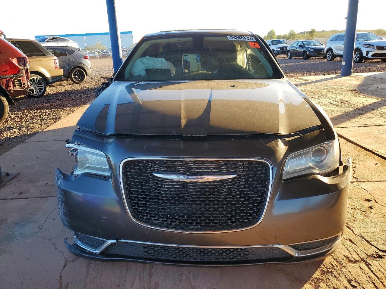 2016 Chrysler 300 Limited - Image 5