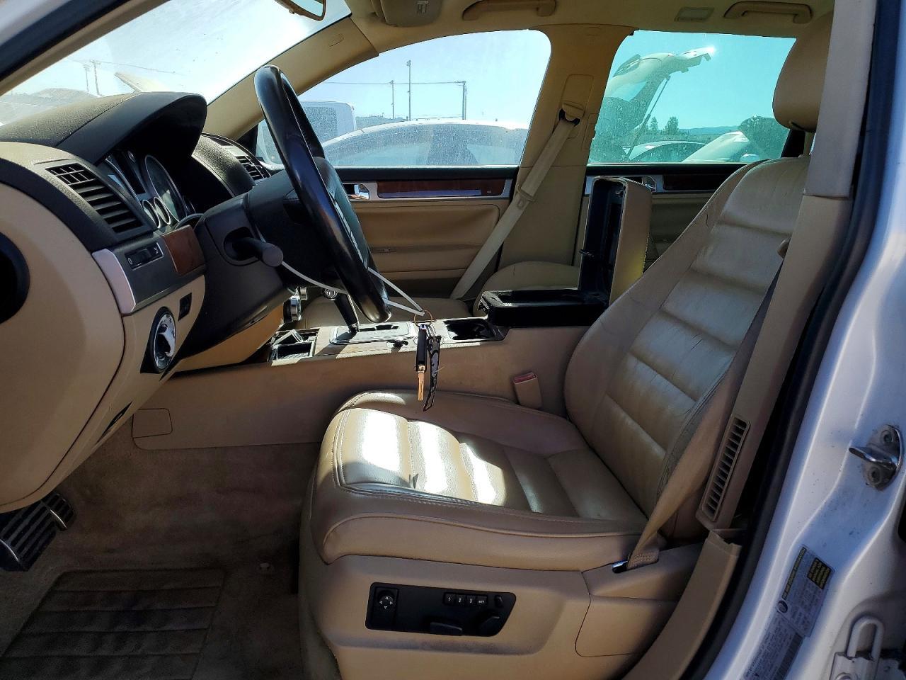 2004 Volkswagen Touareg 4.2 - Фото 7