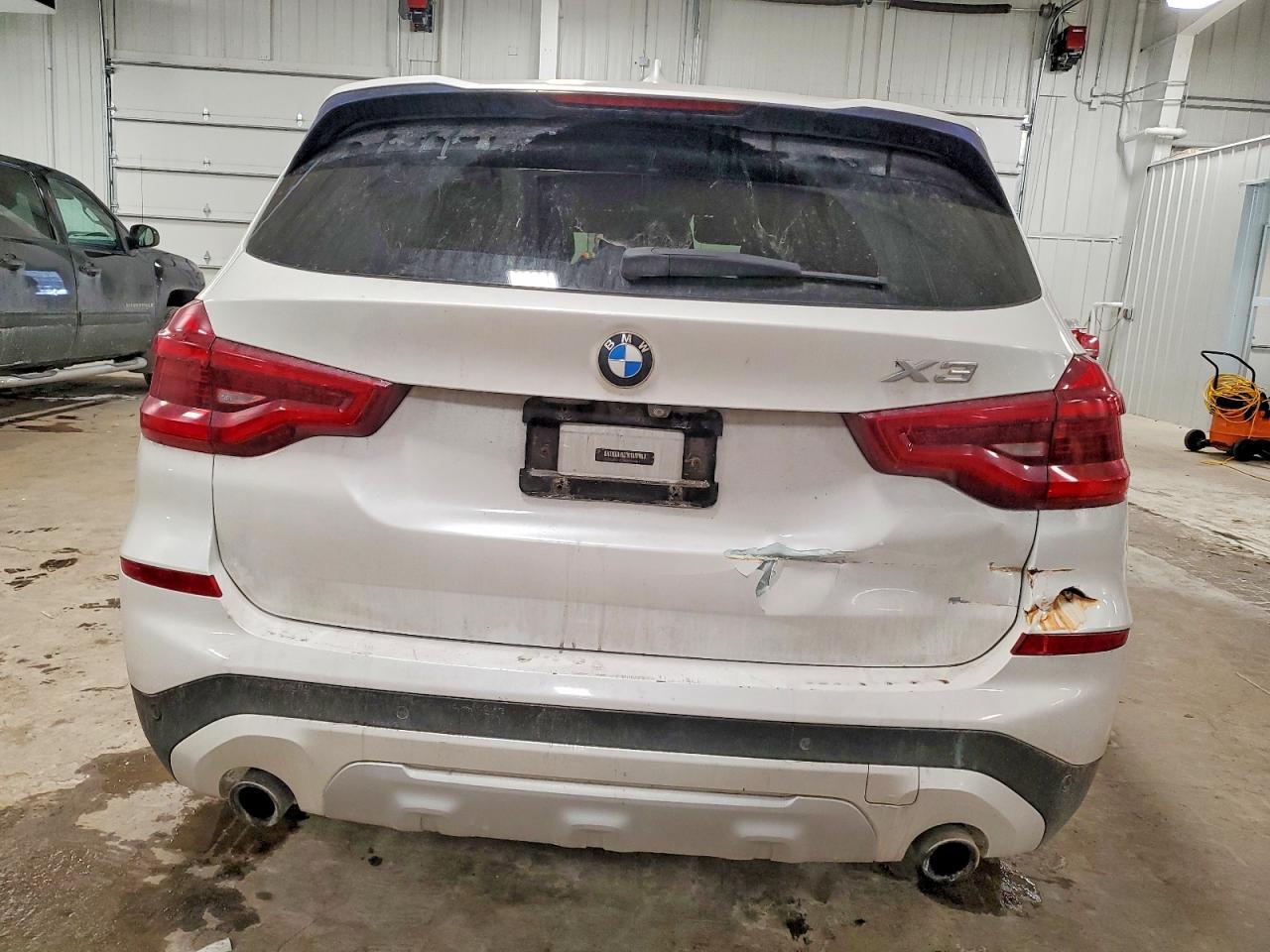 2018 BMW X3 xDrive30I - Фото 6