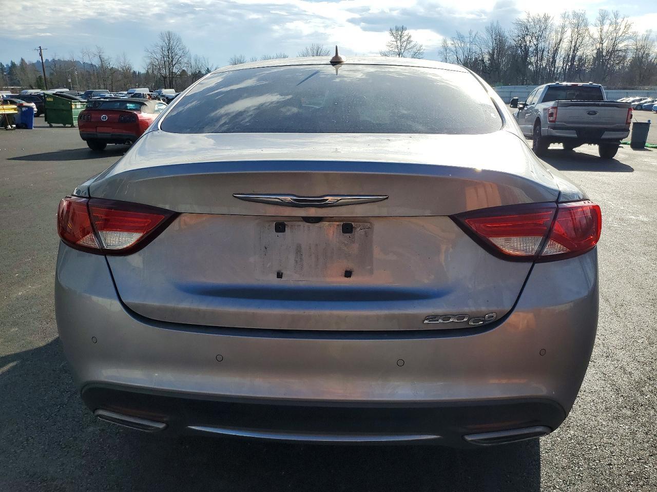 2015 Chrysler 200 C - Image 6