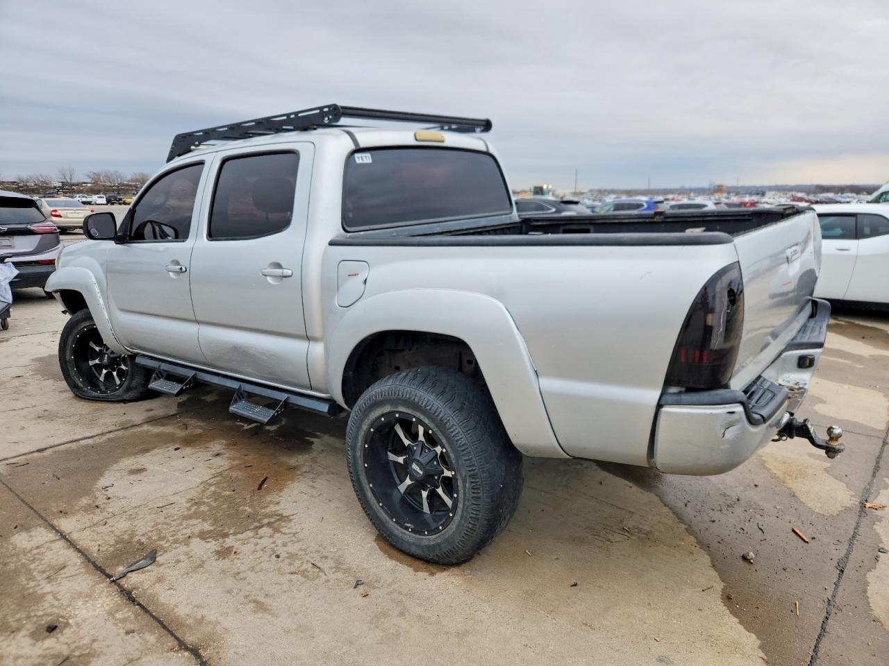 2005 Toyota Tacoma Prerunner V6 - Image 2