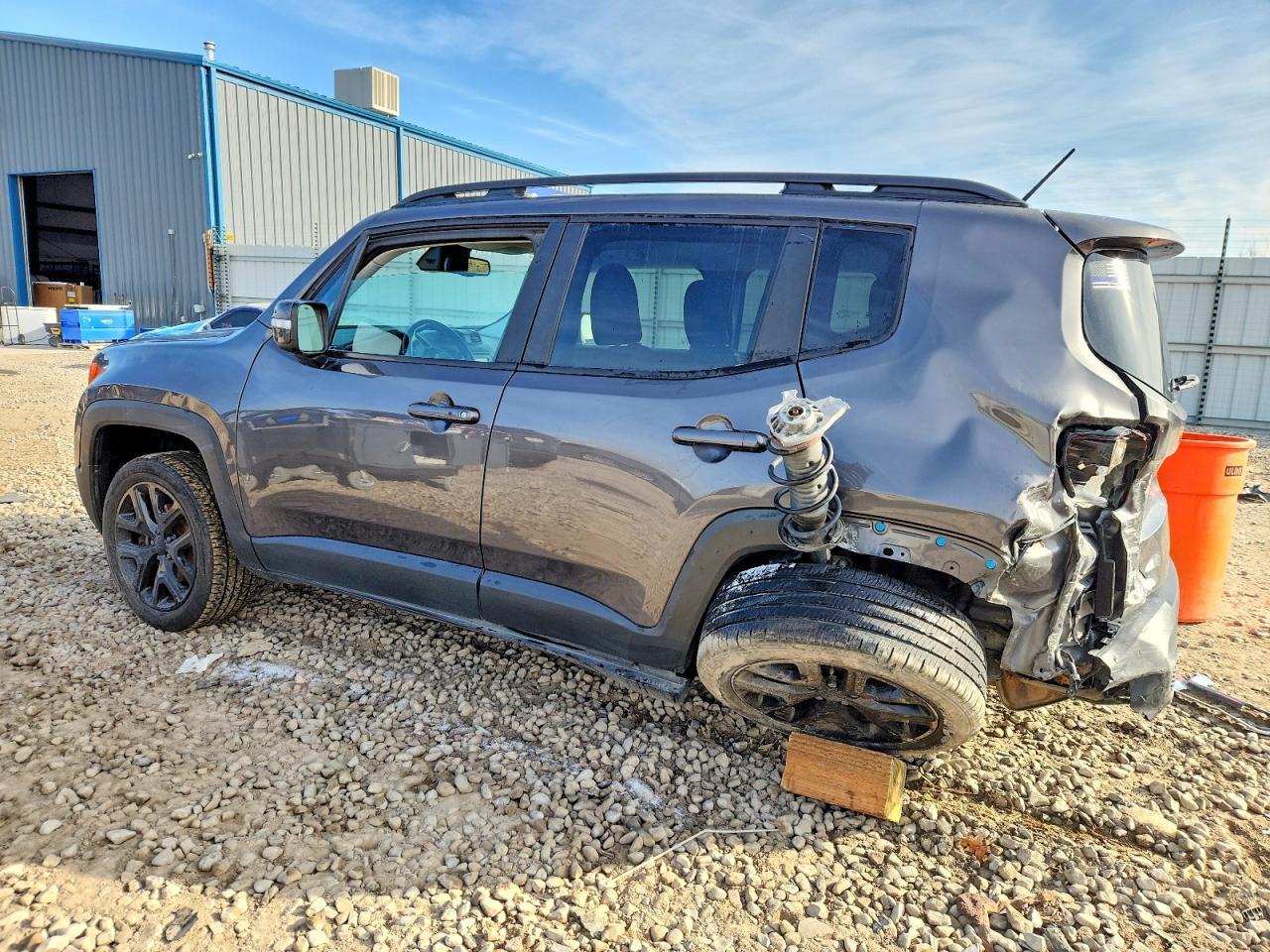 2017 Jeep Renegade Latitude - Фото 2