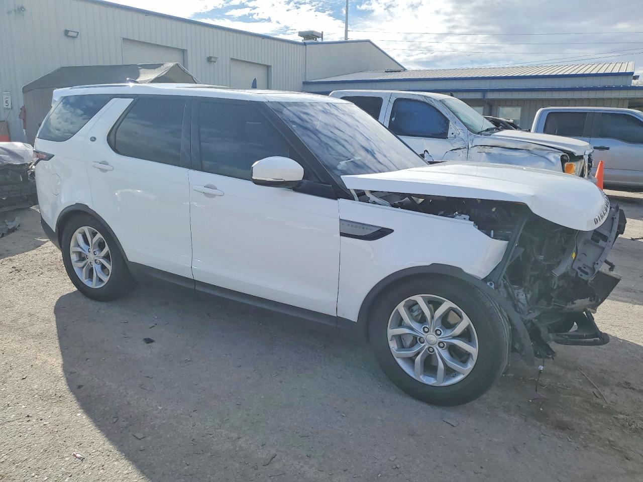 2019 Land Rover Discovery Se - Фото 4