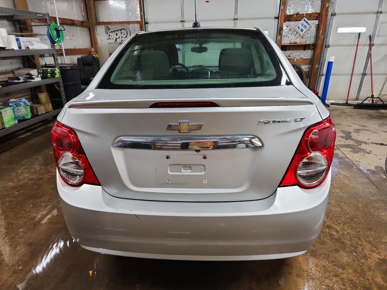 2015 Chevrolet Sonic Lt - Фото 6