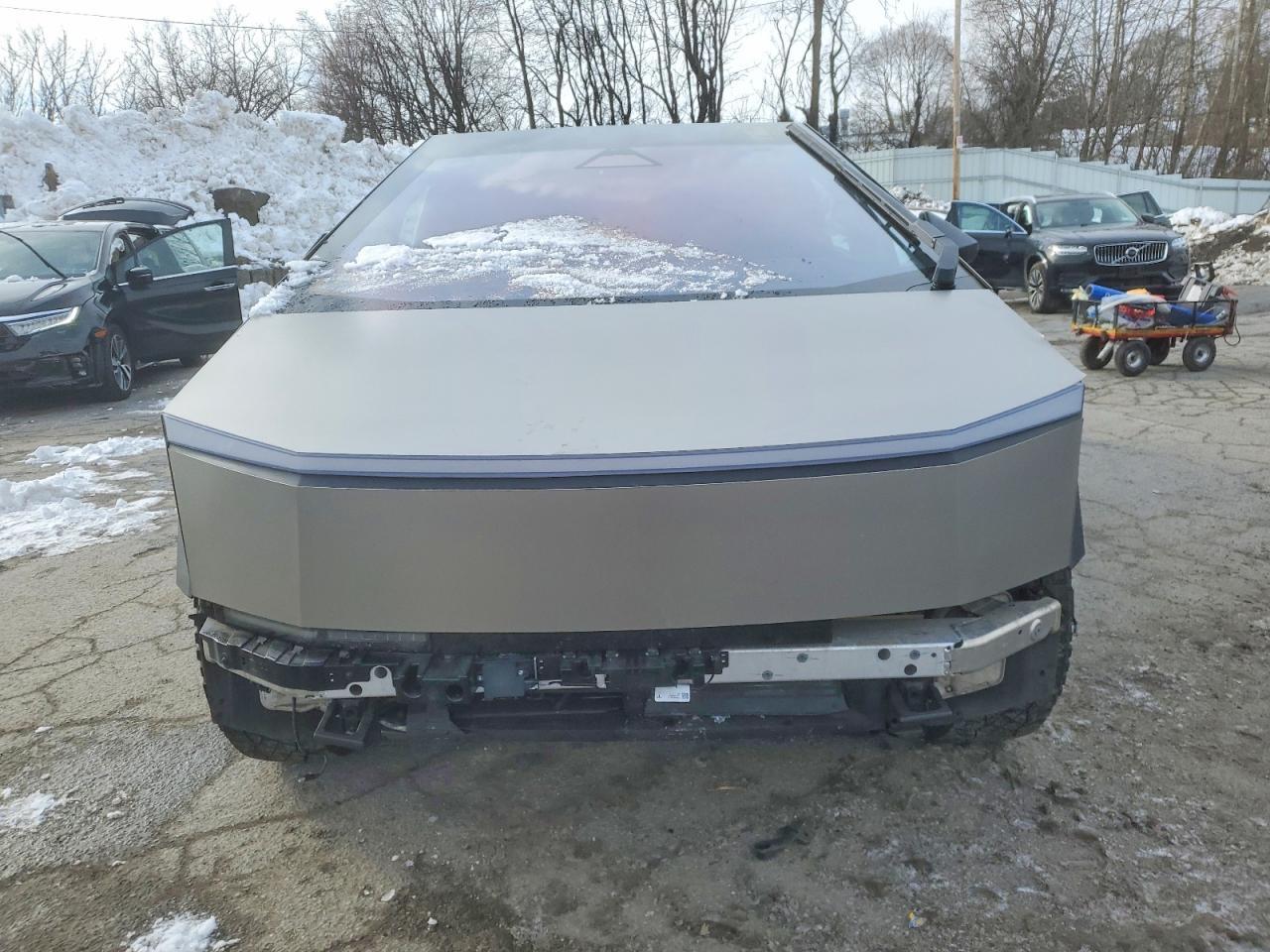 2024 Tesla Cybertruck - Image 5