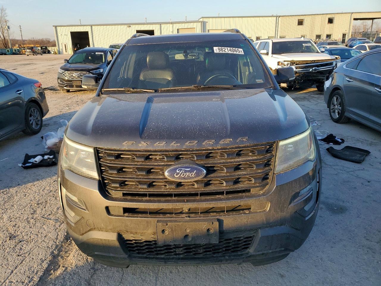 2017 Ford Explorer Sport - Image 5