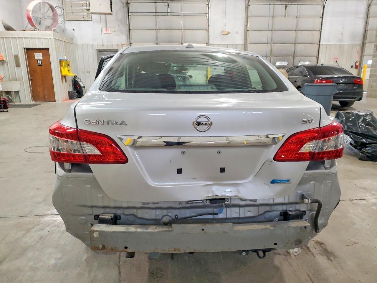 2014 Nissan Sentra S - Фото 6