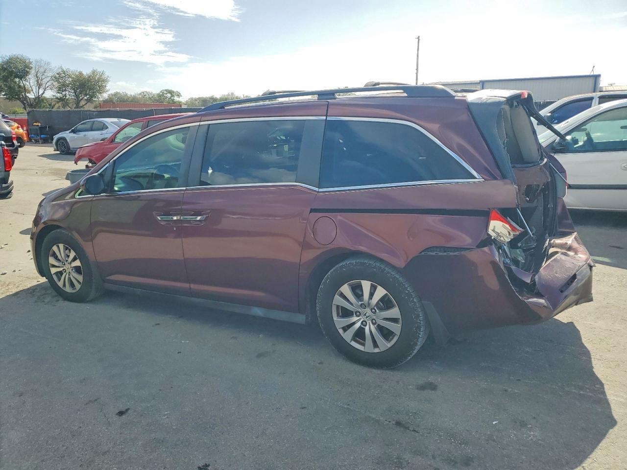 2016 Honda Odyssey Exl - Фото 2