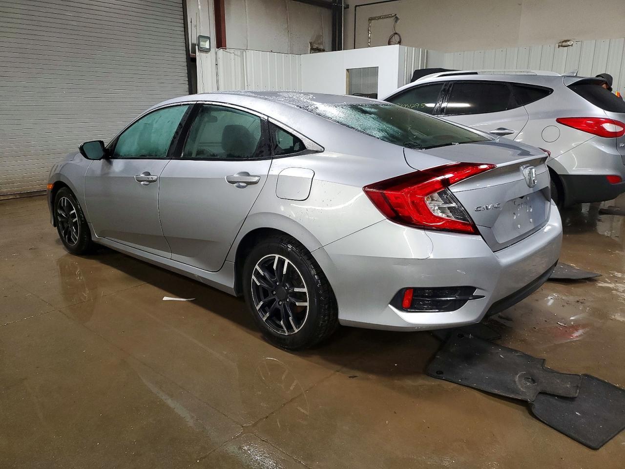 2016 Honda Civic Ex - Фото 2