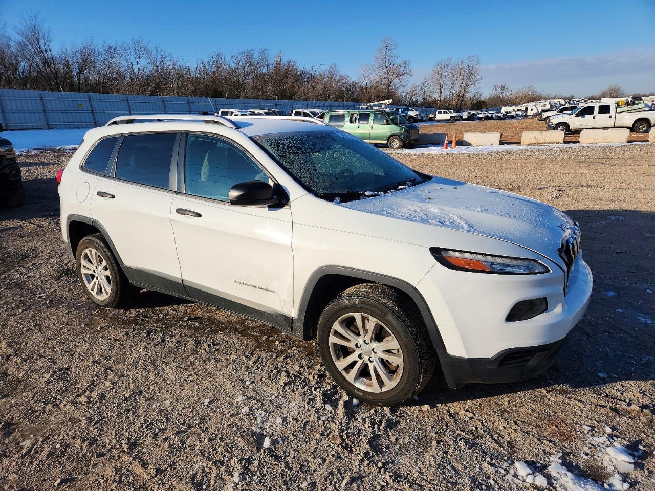 2015 Jeep Cherokee Sport - Фото 4