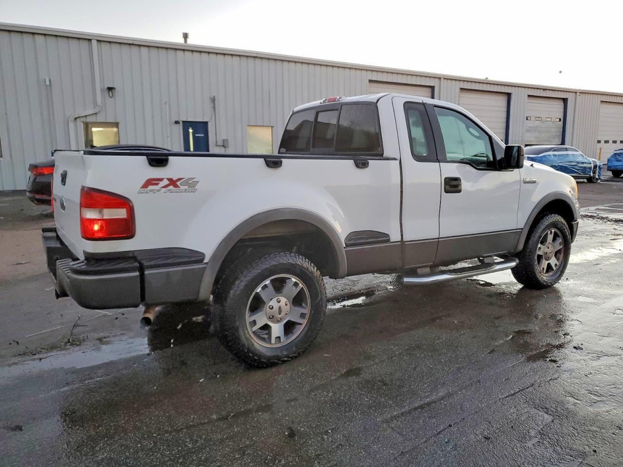 2005 Ford F150 - Фото 3