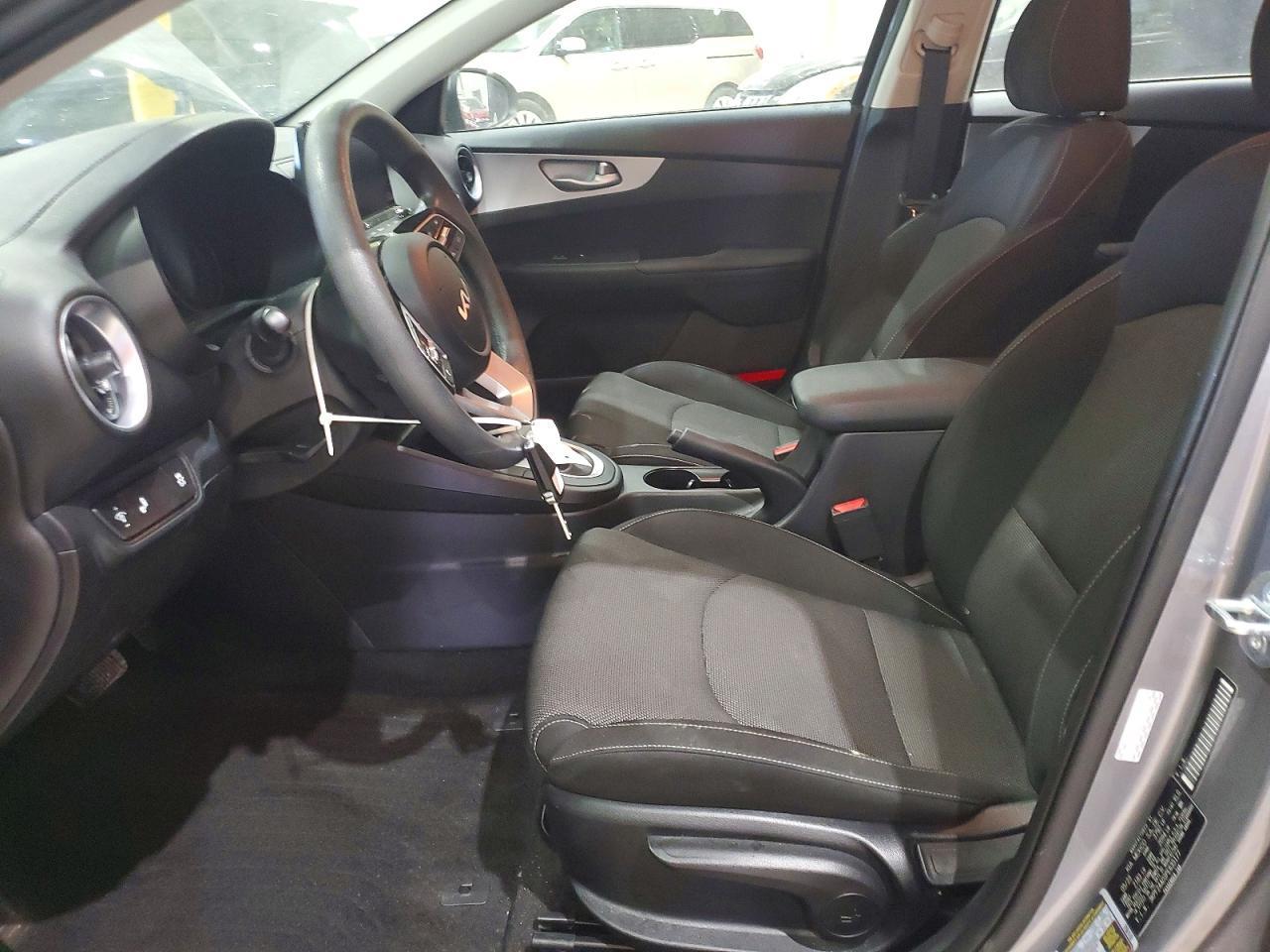 2023 Kia Forte Lxs - Фото 7