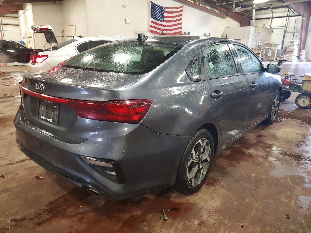 2020 Kia Forte Fe - Фото 3