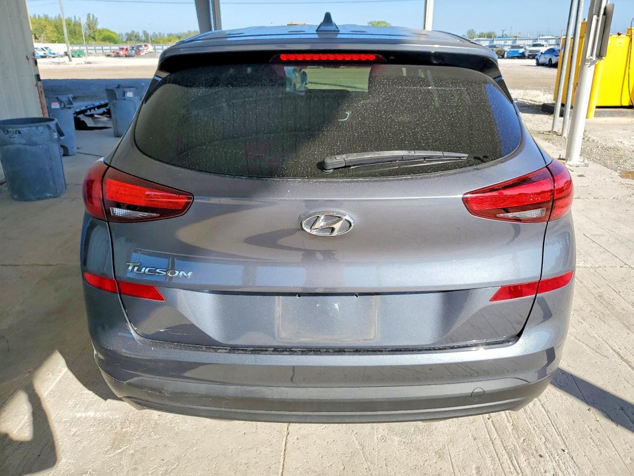 2021 Hyundai Tucson Se - Image 6