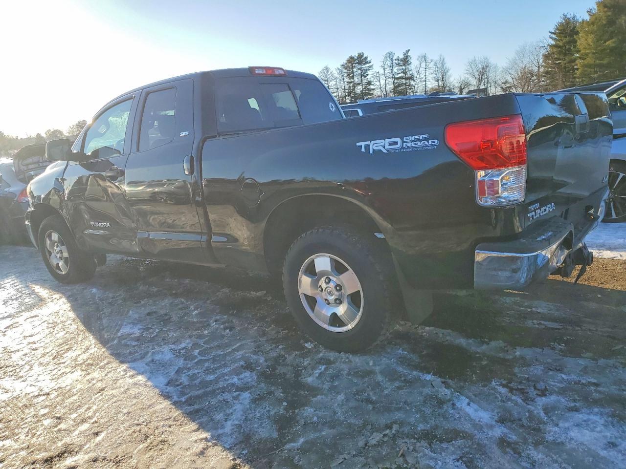 2011 Toyota Tundra Double Cab Sr5 - Фото 2