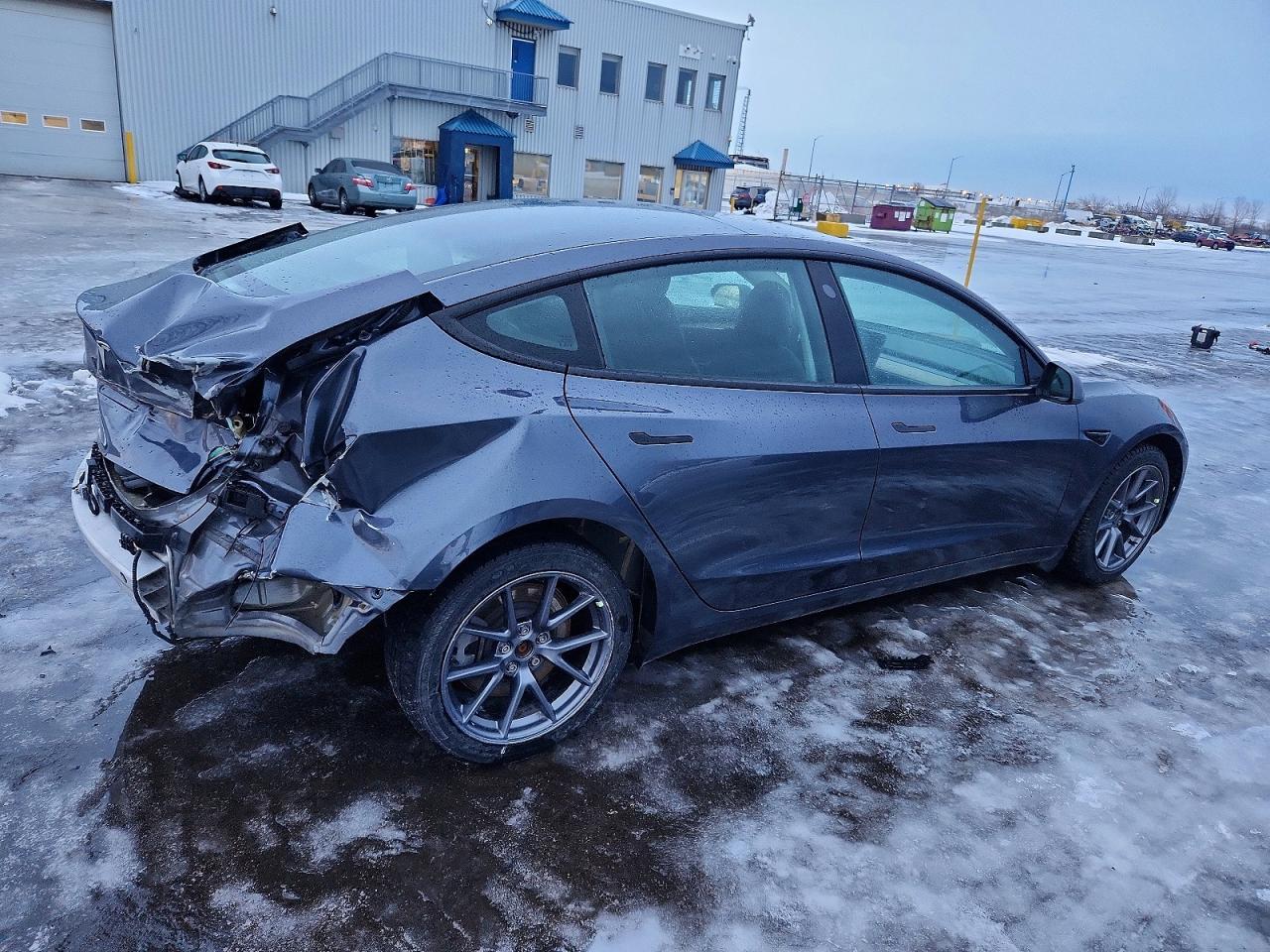 2023 Tesla Model 3 - Image 3