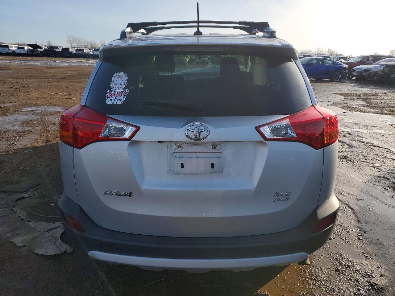 2015 Toyota Rav4 Xle - Image 6