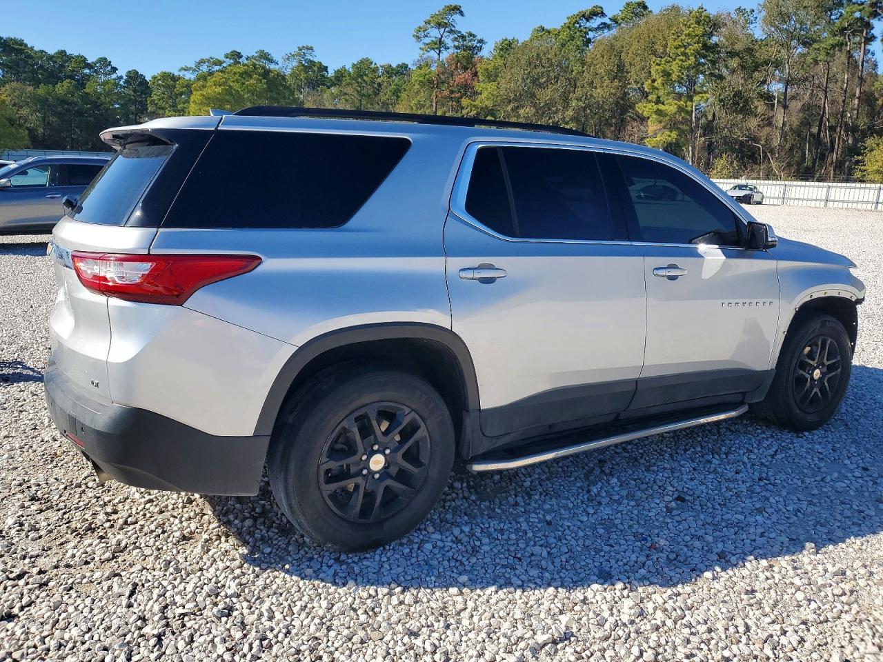 2019 Chevrolet Traverse Lt - Фото 3