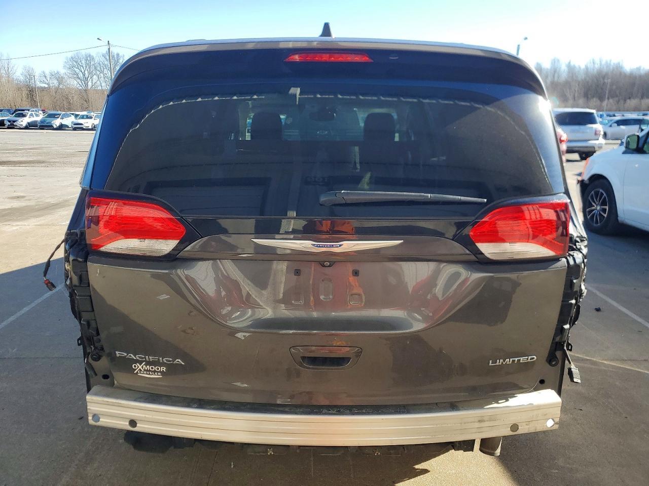 2017 Chrysler Pacifica Limited - Фото 6