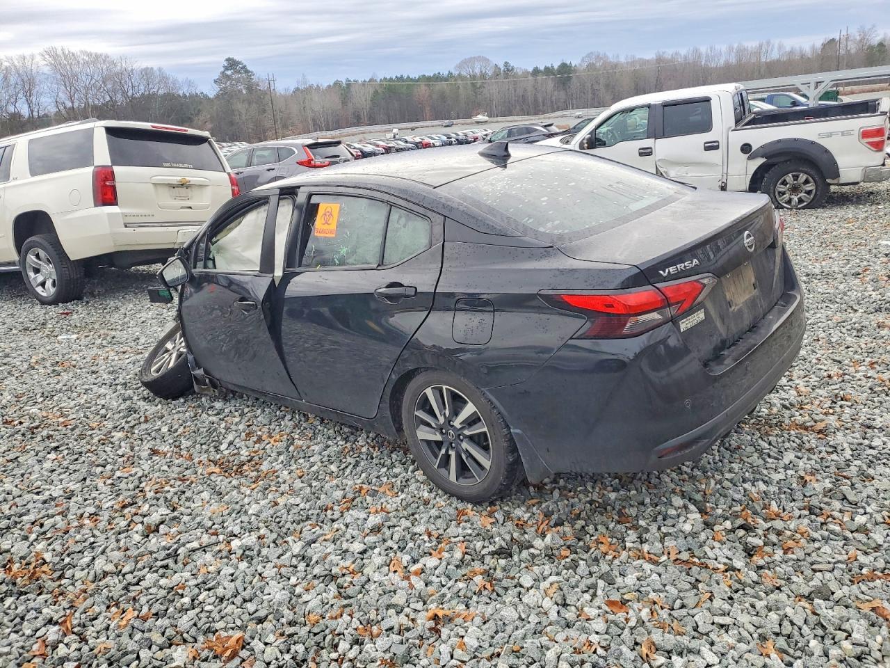 2020 Nissan Versa Sv - Image 2