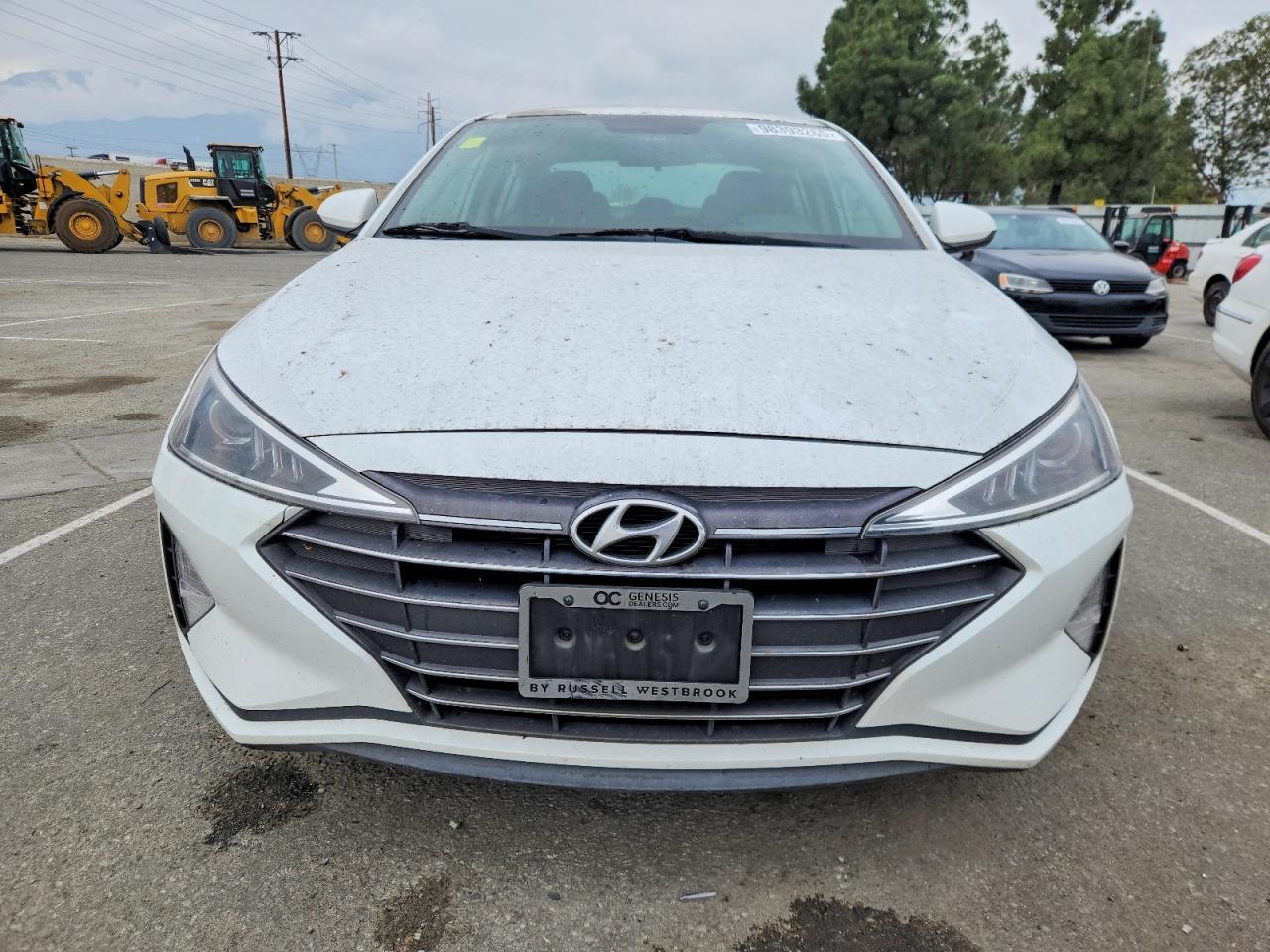 2019 Hyundai Elantra Se - Image 5