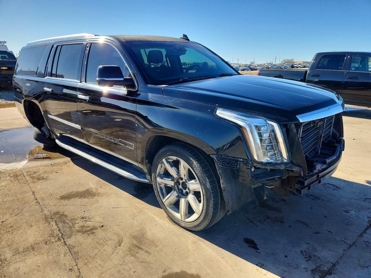 2016 Cadillac Escalade Esv Luxury - Image 4