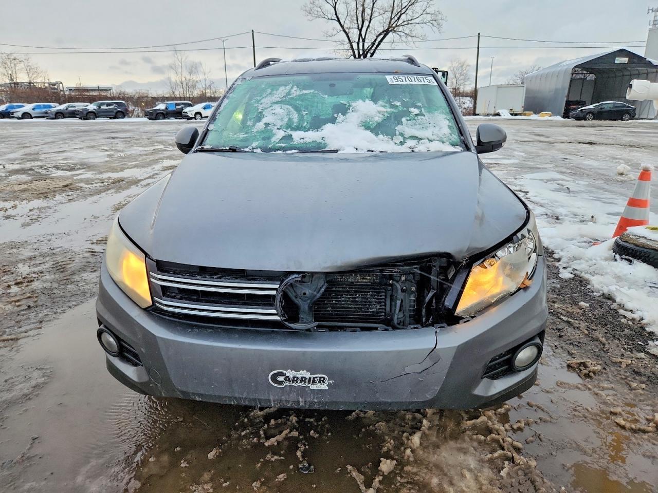 2014 Volkswagen Tiguan S - Фото 5