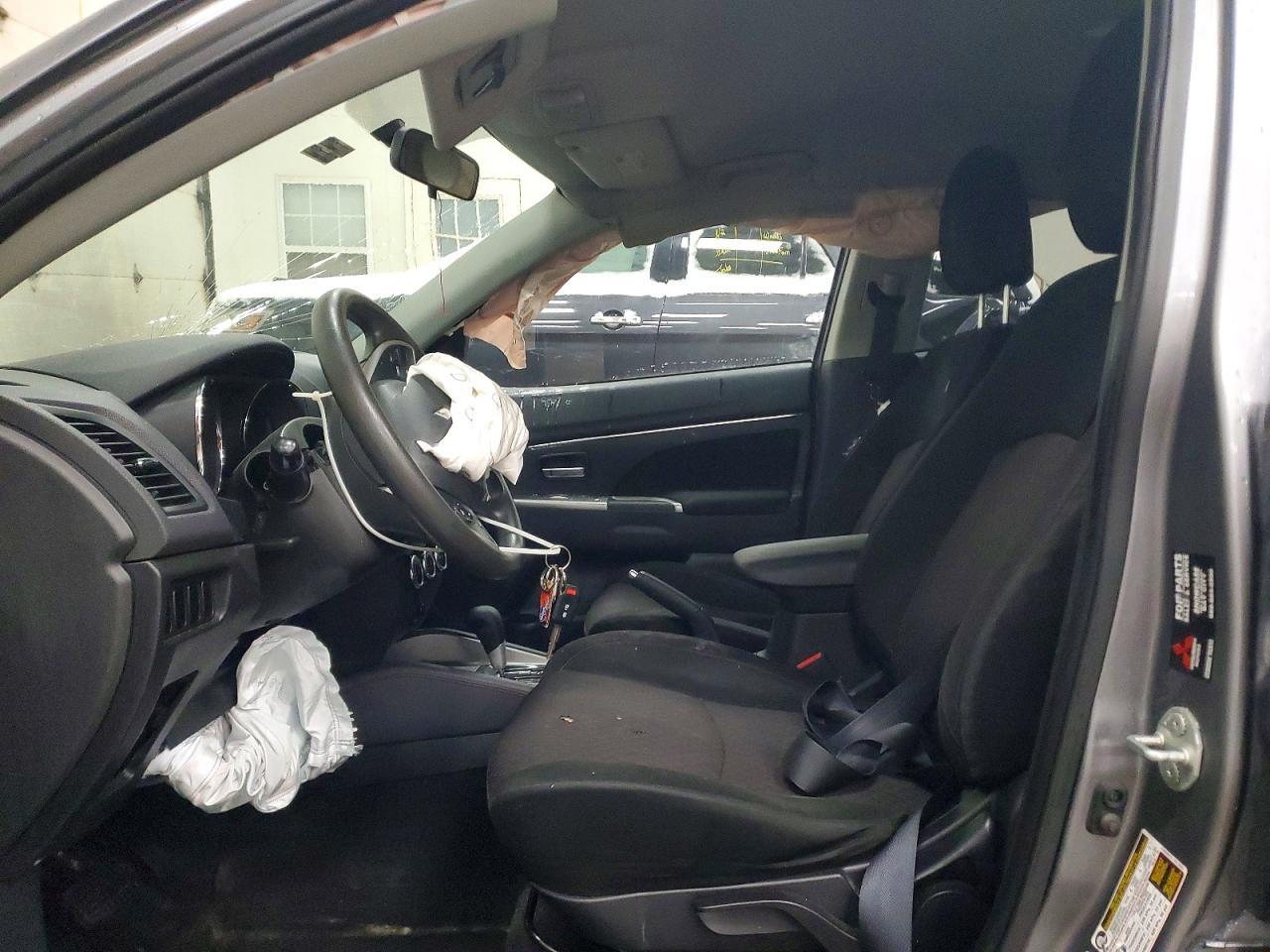 2019 Mitsubishi Outlander Sport Es - Image 7