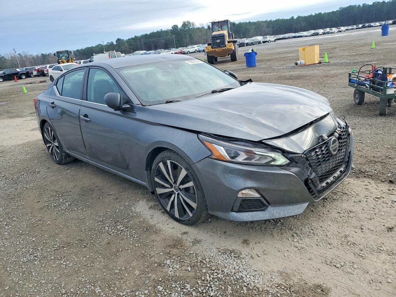 2020 Niss Altima Sr - Image 4