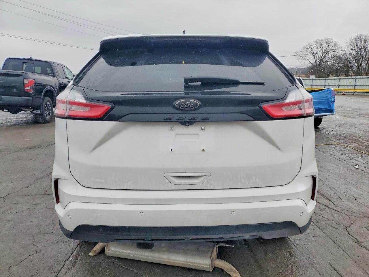 2022 Ford Edge Se - Фото 6
