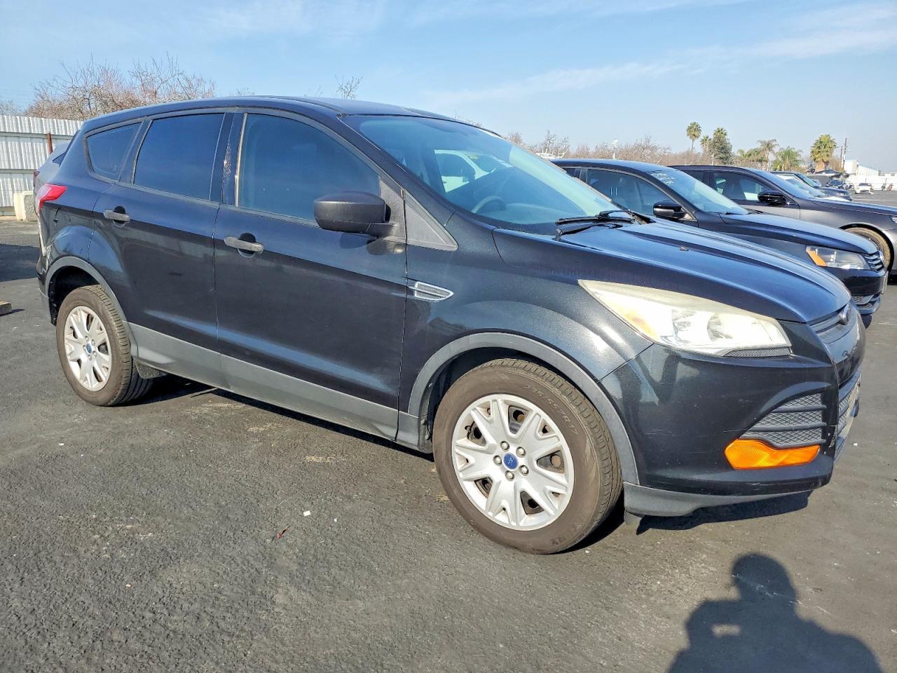 2014 Ford Escape S - Фото 4