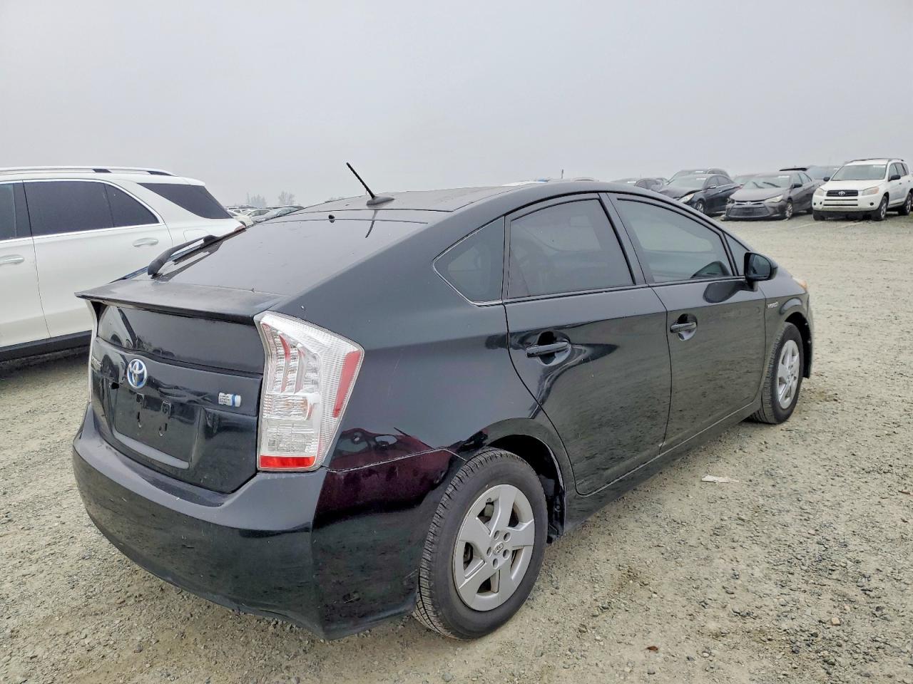 2011 Toyota Prius - Фото 3