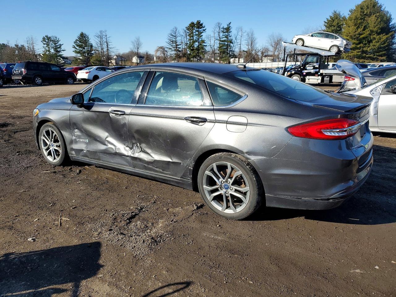 2017 Ford Fusion Se Hybrid - Фото 2