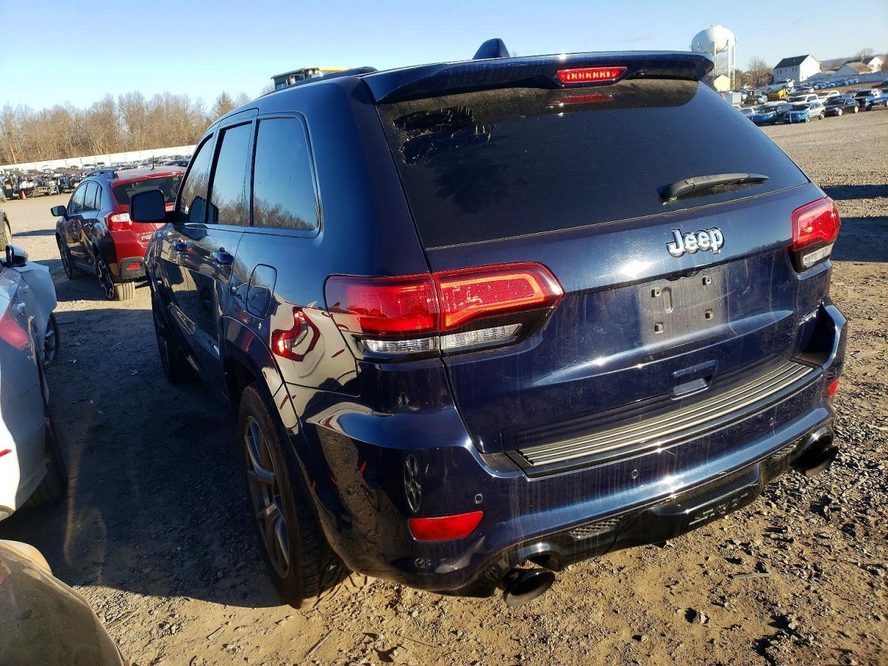 2017 Jeep Grand Cherokee Srt-8 - Image 2