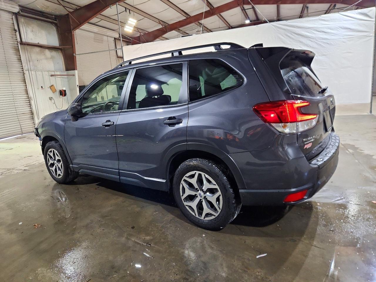 2024 Subaru Forester Premium - Фото 2